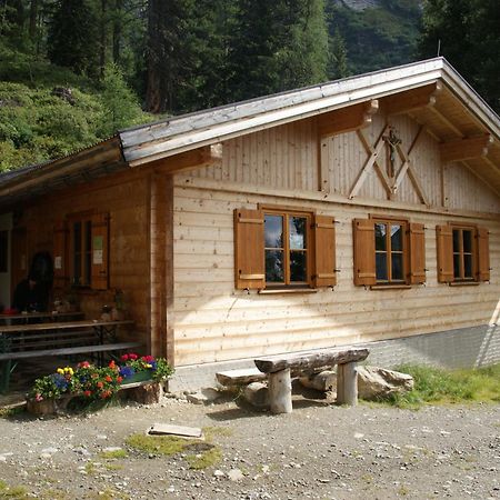 Wirtshaus Zum Wiesejaggl Kaunerberg Buitenkant foto