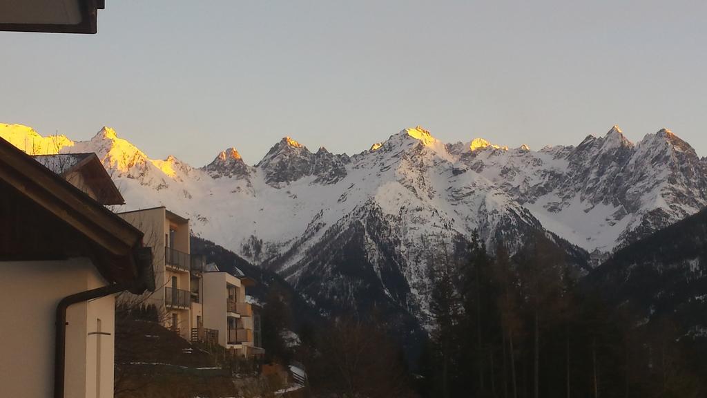 Wirtshaus Zum Wiesejaggl Kaunerberg Buitenkant foto