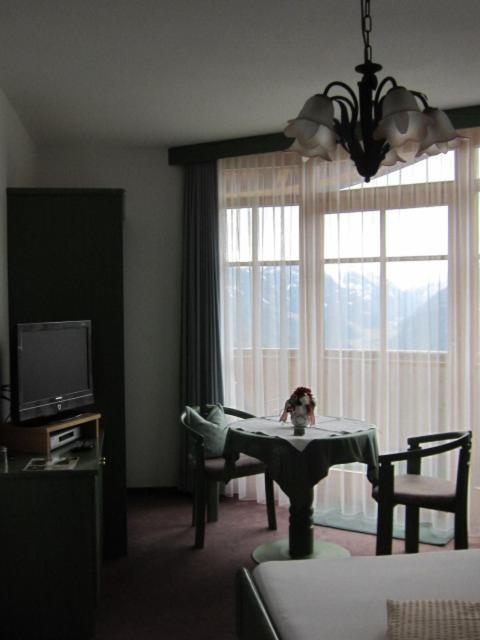 Wirtshaus Zum Wiesejaggl Kaunerberg Buitenkant foto